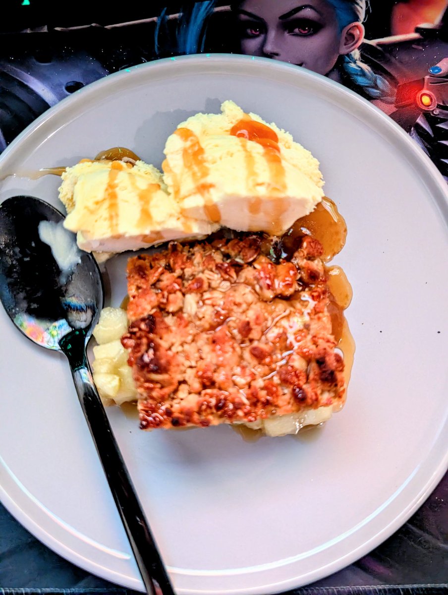 Little sneaky treat - <a href="/AldiUK/">Aldi Stores UK</a> apple crumble with vanilla ice cream and some toffee sauce also from <a href="/AldiUK/">Aldi Stores UK</a> 
Ready for some DnD fun 🤤