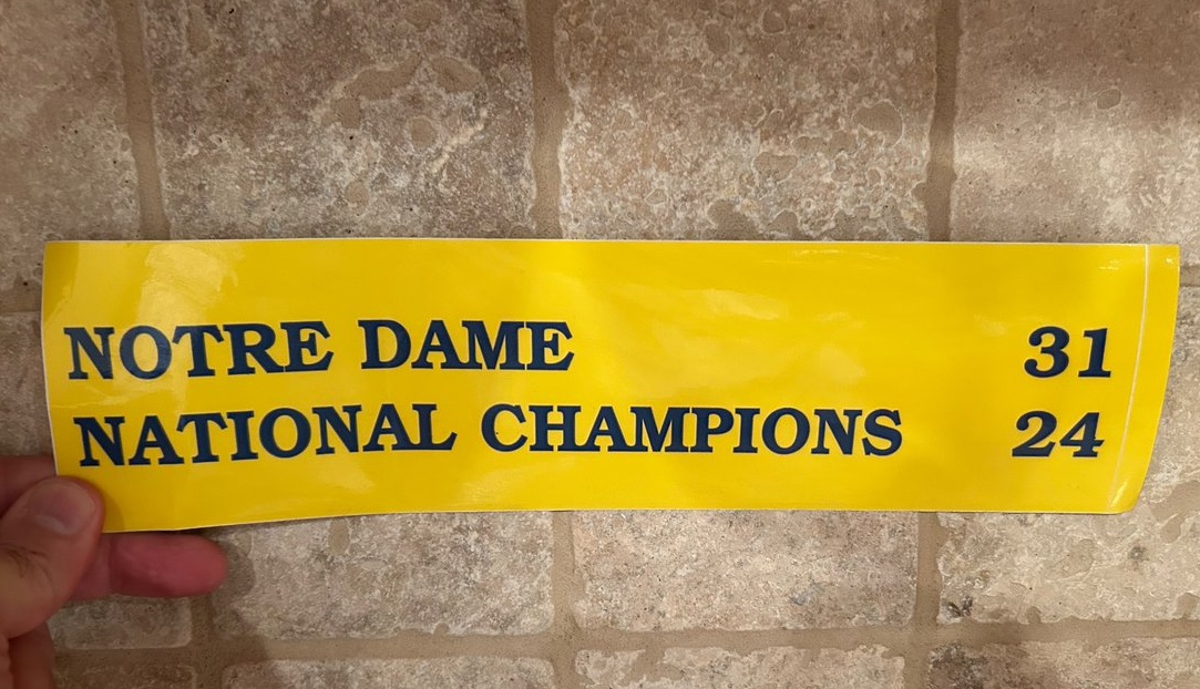 ItsAUThingBlog's tweet image. It&apos;s really wild that #NotreDame pukes have spent the past 32 years whining about head-to-head competition—their famous little 1993 bumper sticker when No. 1 #FloridaState took on No. 2 #Nebraska in the Orange Bowl, winning 18-16 and securing  their first natty.

The…