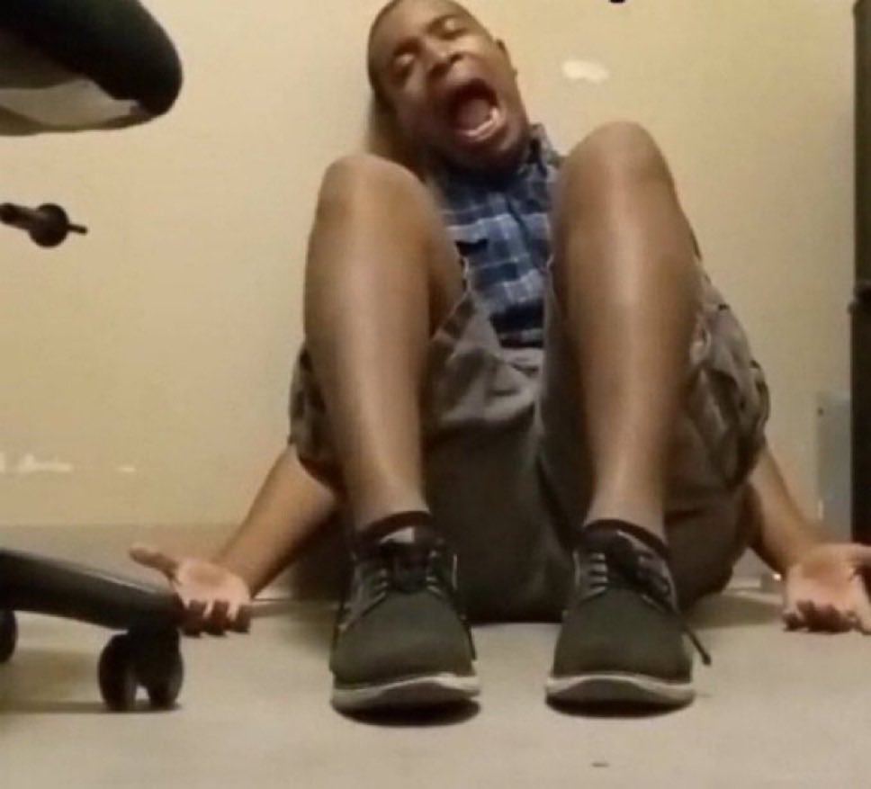 onlinekill's tweet image. got three of my wisdom teeth taken out earlier