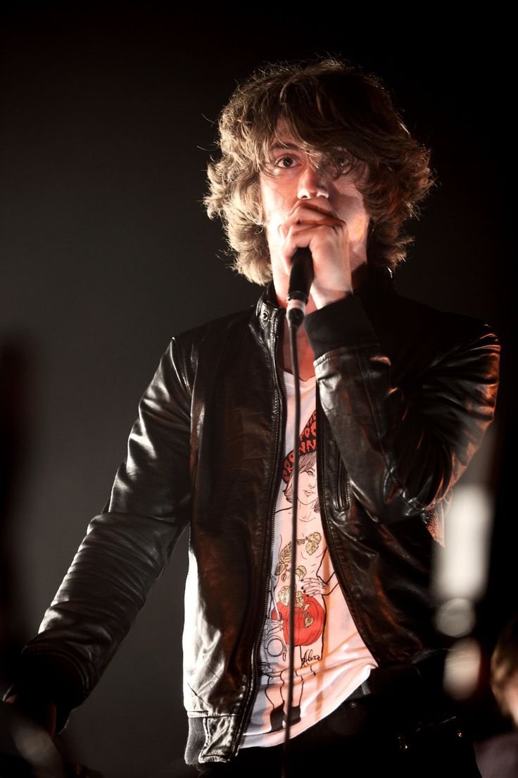 Potion Approaching (@vintagehumbug) on Twitter photo 