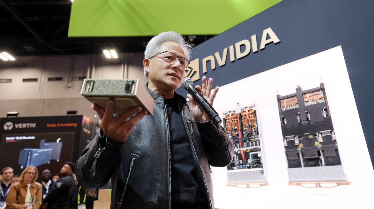 NVIDIAHPCDev's tweet image. 🎉 Congrats to the winners of NVIDIA DGX Sparks at #SC25!  

We selected winners during our fireside chat -- each winning a VIP experience and a new DGX Spark.  

We can&apos;t wait to see how they will go #SparkSomethingBig. ✨