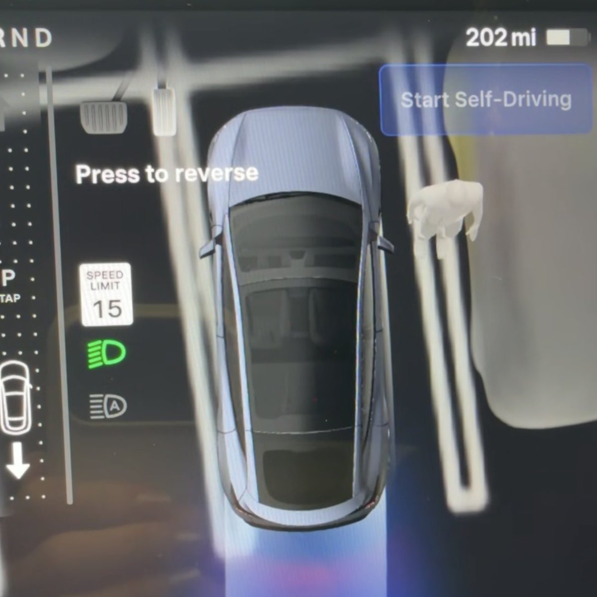 Abstract_Ocean's tweet image. FSD 14.1.7 has nailed how to park like a Texan.