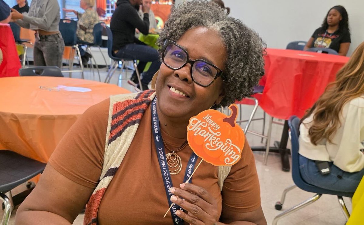 DwyerHS's tweet photo. What an incredible **Thanksgiving Vibe** at Dwyer High School today! 🧡🦃

Our annual feast was the perfect reminder of the amazing camaraderie and family we share here at Dwyer. Seeing our faculty and staff together celebrating is truly the best way to head into the holidays. https://t.co/TGzxt7V1Si
