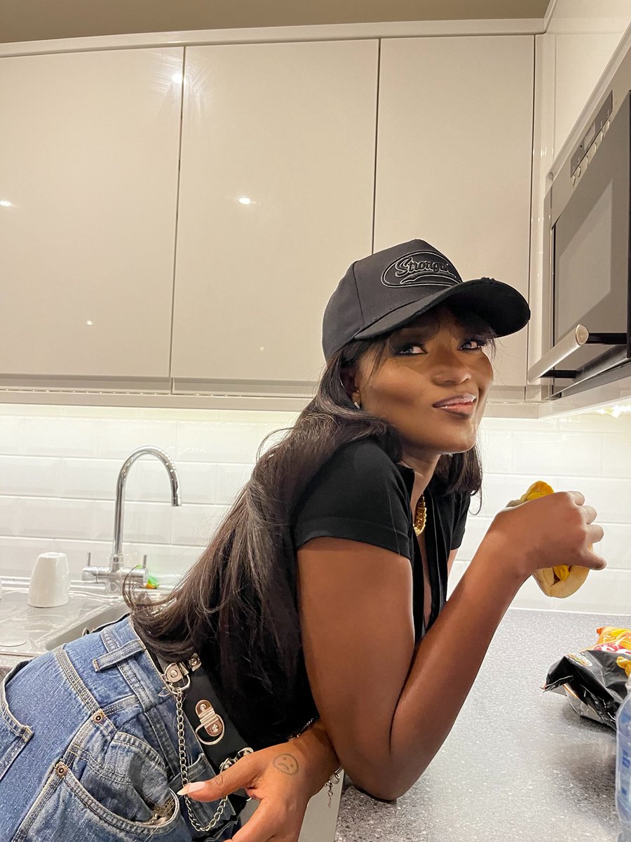 EFYA_Nokturnal's tweet photo. YΙdi dΙΙdΙΙdΙ
Feeling yΙ strong
YΙdi no dΙΙdΙΙdΙ
Feeling yΙ strong
#CATCHTHEFEELING ππ₯΅ https://t.co/UMeHlUNh2s
