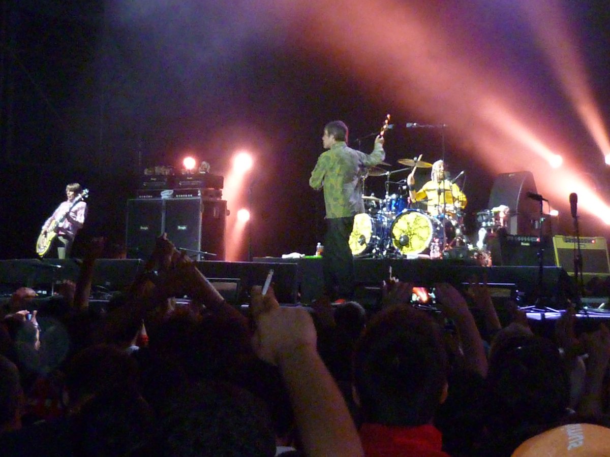 futureunit tweet media