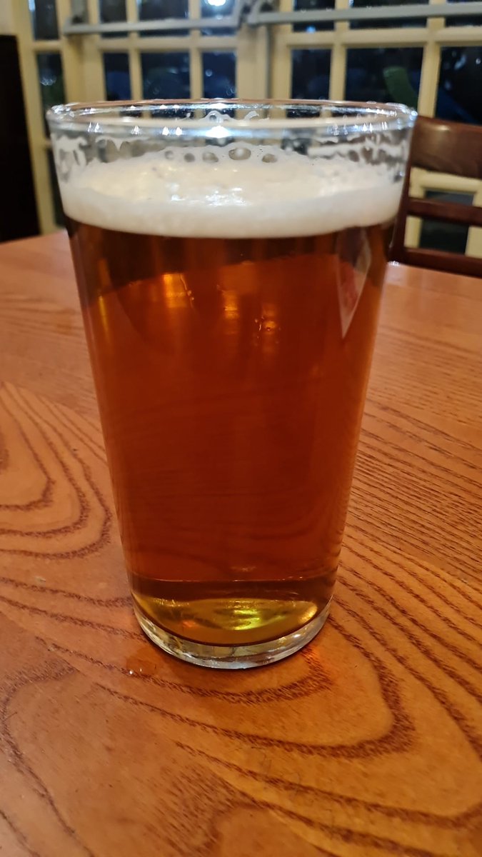 WraggysR's tweet image. Over at the Last Post Wetherspoons pub in Beeston drinking Titanic Brewery Advent Ale Winter Ale , tasting and looking delicious on Cask, Merry Early  Christmas folks.
@TitanicBrewers
#Wetherspoons #titanicbrewery #xmasbeers #caskale #christmastime