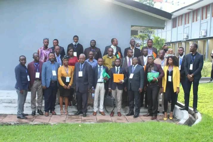 imara_rdc's tweet image. Il y a exactement six ans, jour pour jour, depuis que cette photo a été prise, soit c&apos;est depuis novembre 2019 et, c’était à la clôture de la formation politique, organisée par l’Institut de la Démocratie et Leadership politique, ILDP en sigle, au CEPAS à Kinshasa-Gombe, sous la…