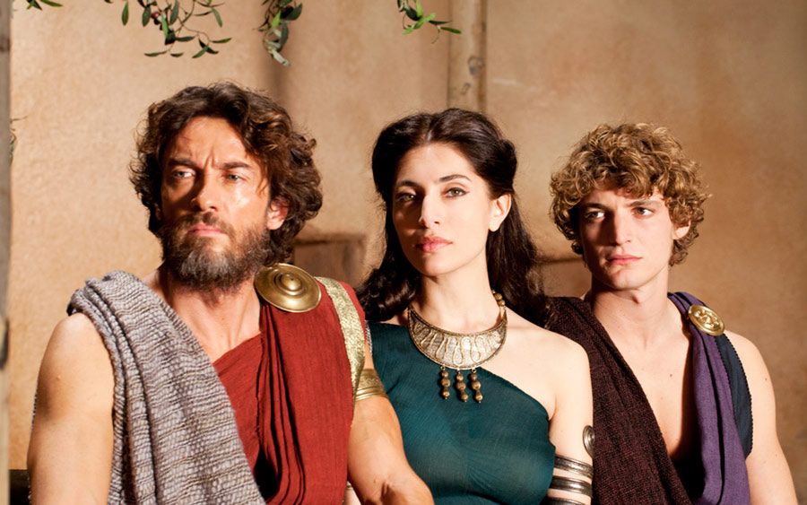 This was one of the worst adaptations of the Odyssey plot wise but the casting ate 😭