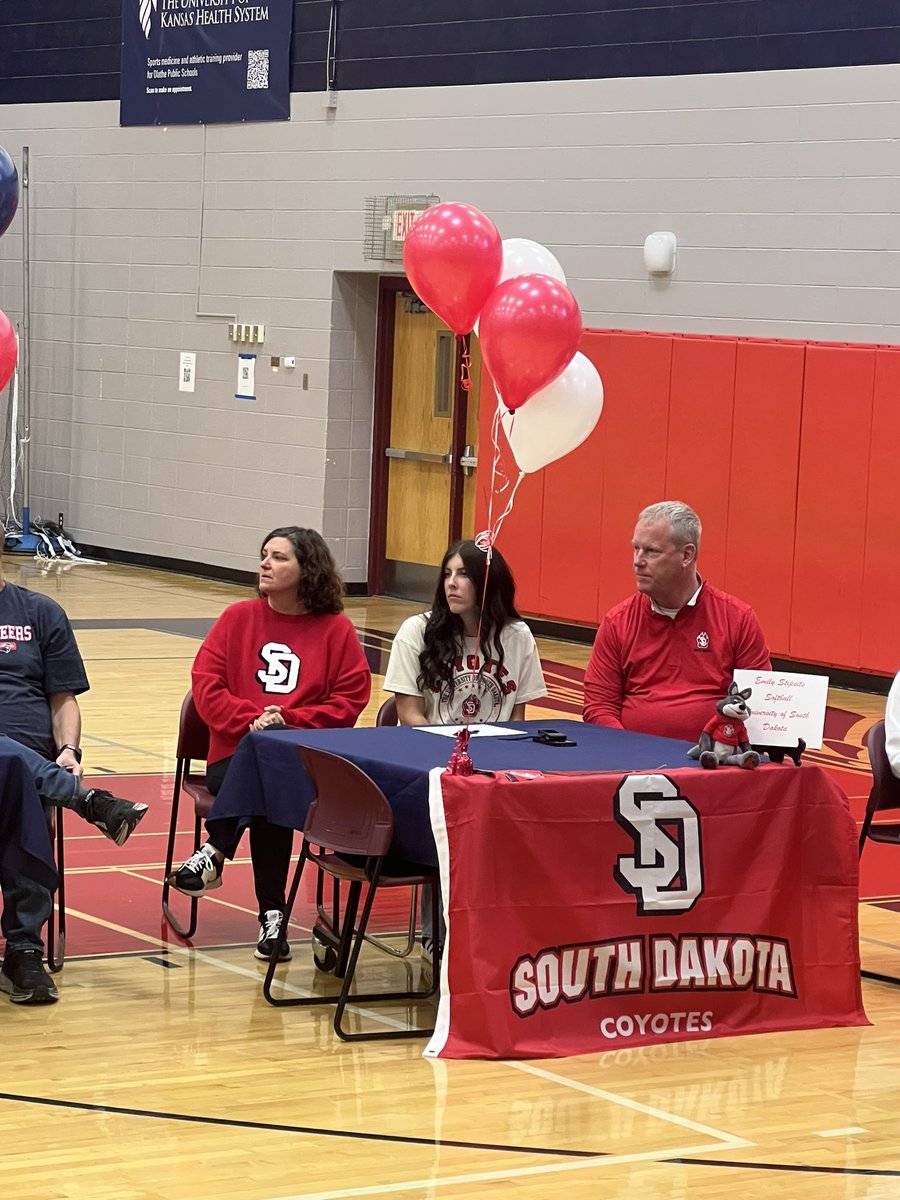 ON Softball tweet media