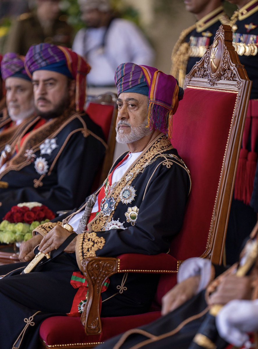 كل عام وبلدي الحبيب في عزّ و رخاء
وحفظ الله جلالة السلطان المعظم🇴🇲🇴🇲
#اليوم_الوطني
#هيثم_بن_طارق