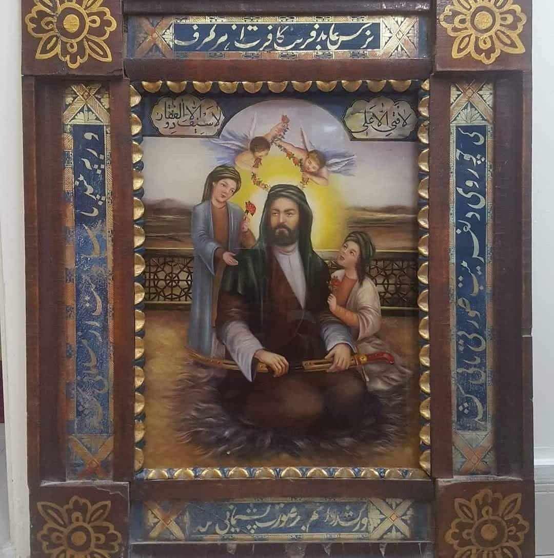 عليٌ هـويتي، وإن امتزجَت وتلطّختِ الهويات.