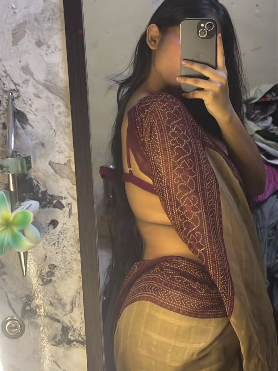 deepthi20001's tweet photo. Men’s weakness https://t.co/oq9lCYYAKg