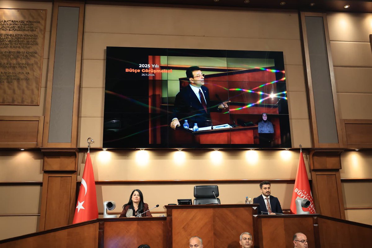 Bütçemiz mücadele bütçesidir.

Bütçemiz emeklilerimizin güvende yaşaması, kadınların güçlenmesi, gençlerimizin yarından kaygı duymamaları, çocuklarımızın huzurla yaşaması için ortak akıllla, istişareyle, büyük bir emekle hazırlandı.

Bütçemiz sabahın kör saatinde yola düşen