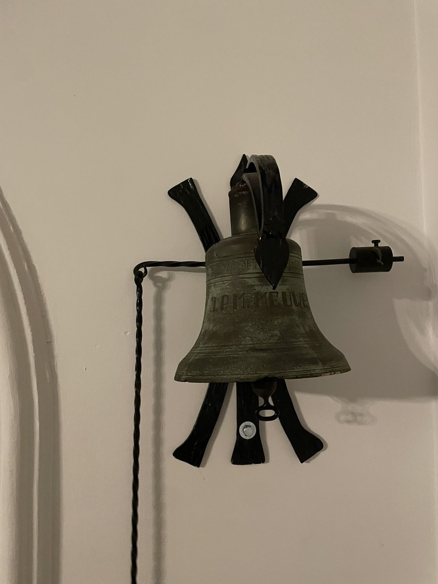 Ik mag naast de mooie plaatjes die ik al eerder plaatste vanavond ook een stukje inhoud delen: de afgelopen weken hebben we met de auditcommissie van Hilvarenbeek nagedacht over de overdracht naar de nieuwe raad, een erg leuke klus met veel facetten in een prachtig gemeentehuis