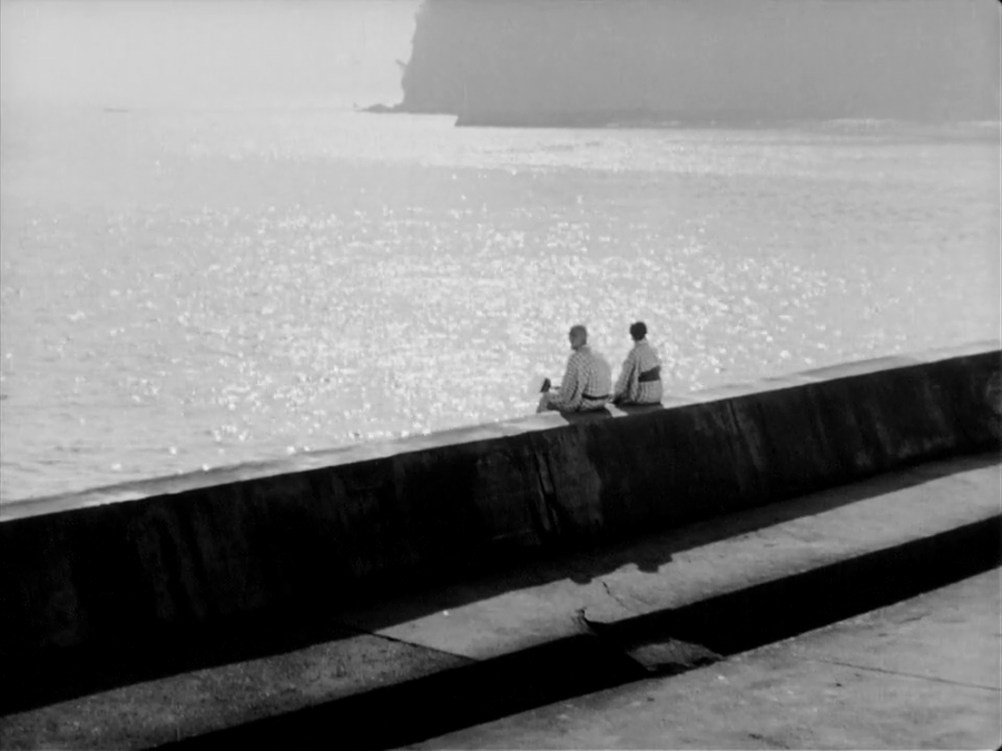 "Los niños al nacer, o los viejos al morir, no hablan, miran"
Cuentos de Tokio (Yasujirō Ozu, 1953)