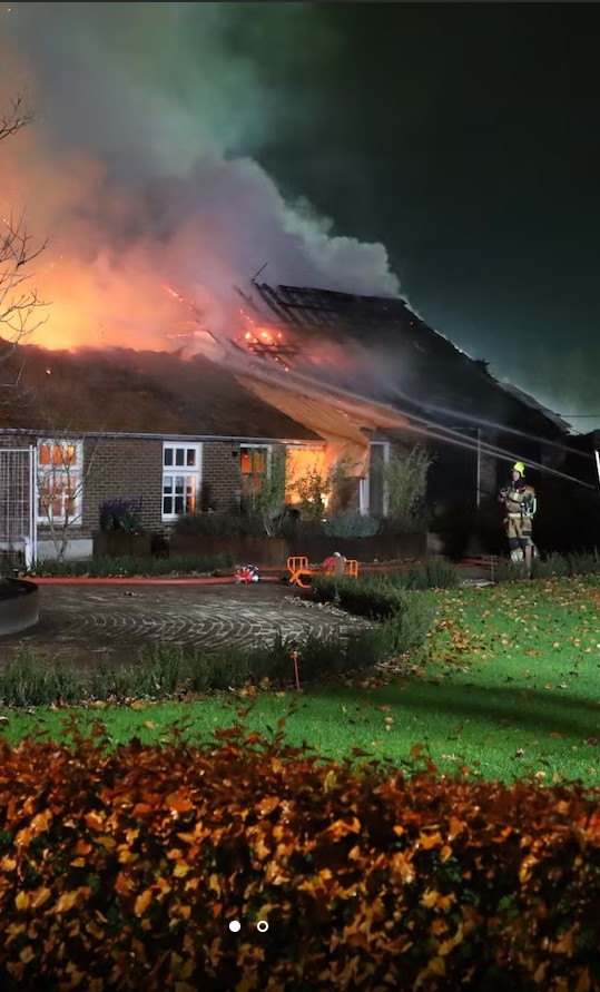 Grote woningbrand in Uden