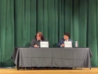 PHSCCADMIN's tweet image. Our Government students held a mock election debate yesterday, and today they cast their ballots with help from the Will County Clerk’s Office. Great civic learning in action at PCHS!