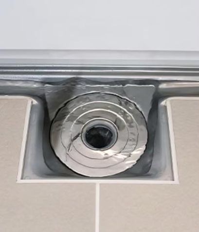 kinako050820's tweet image. 排水口にたまった髪の毛の『ぬちゃっ…』とした感覚…「気持ち悪いし見なかったことにしよ…」とそ～っとフタ閉めてたけど、ママ友にコレ教えてもらって世界変わった。ネットをスポッと持ち上げるだけでゴミに触れずに捨てれるの最高！お手入れもラクだし、水回りのストレスがごっそり消えた…