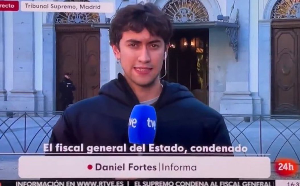 <a href="/xabierfortes/">Xabier Fortes</a> enchufa a su hijo en TVE?

NO ES MAGIA, SON TU IMPUESTOS