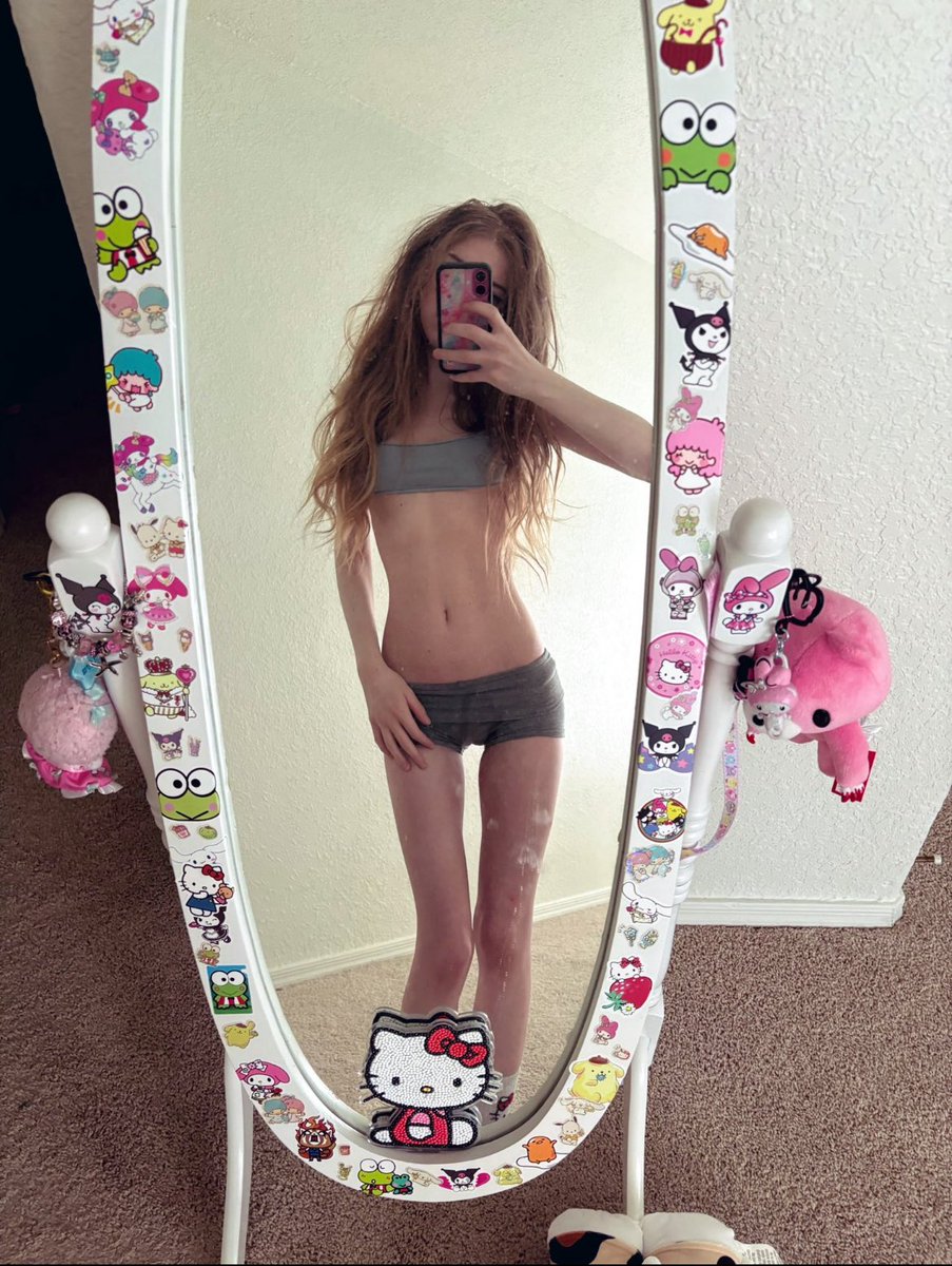 lia tweet media