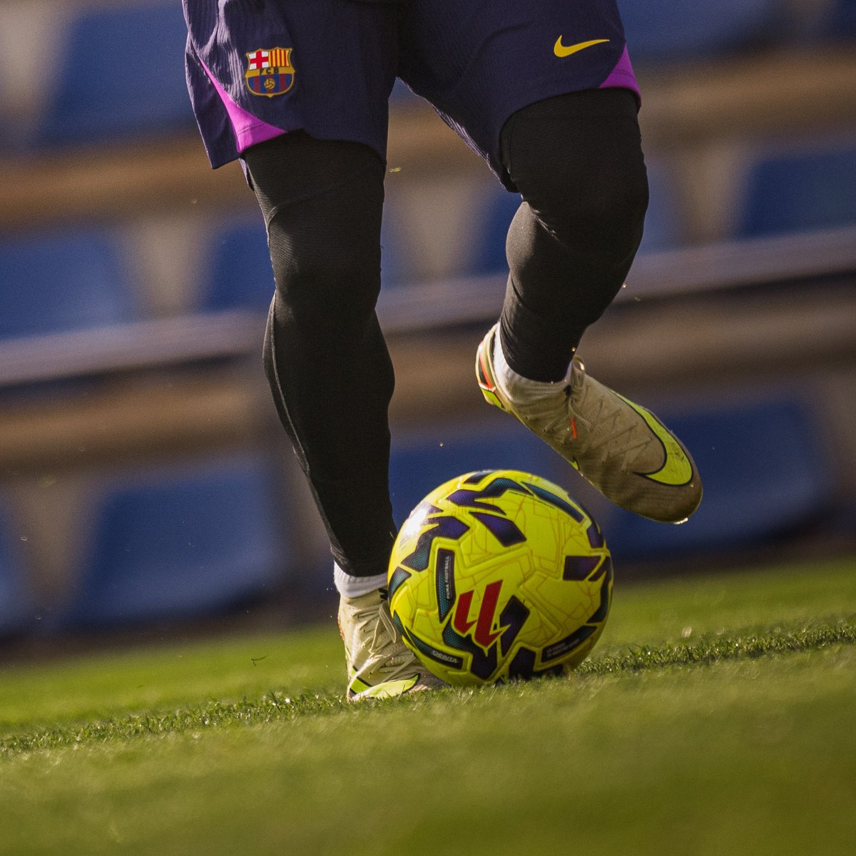 FCBarcelona's tweet image. Hard mode: who is it?
