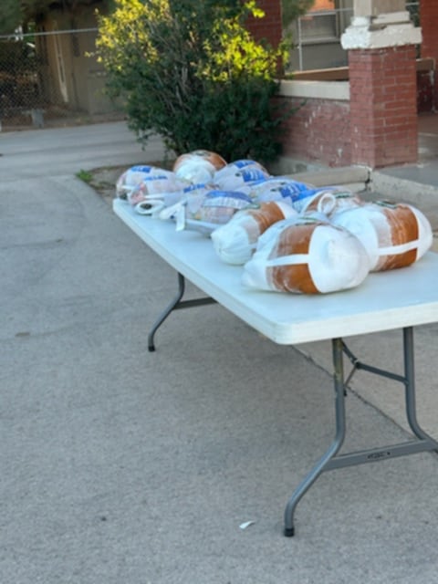 RepMaryGonzalez's tweet image. Our office was proud to partner with PepsiCo and the Knights of Columbus to help provide the Clint Food Pantry turkeys this holiday season. Thank you to everyone who helped make this initiative successful. Community means taking care of each other and giving what we can. #txlege