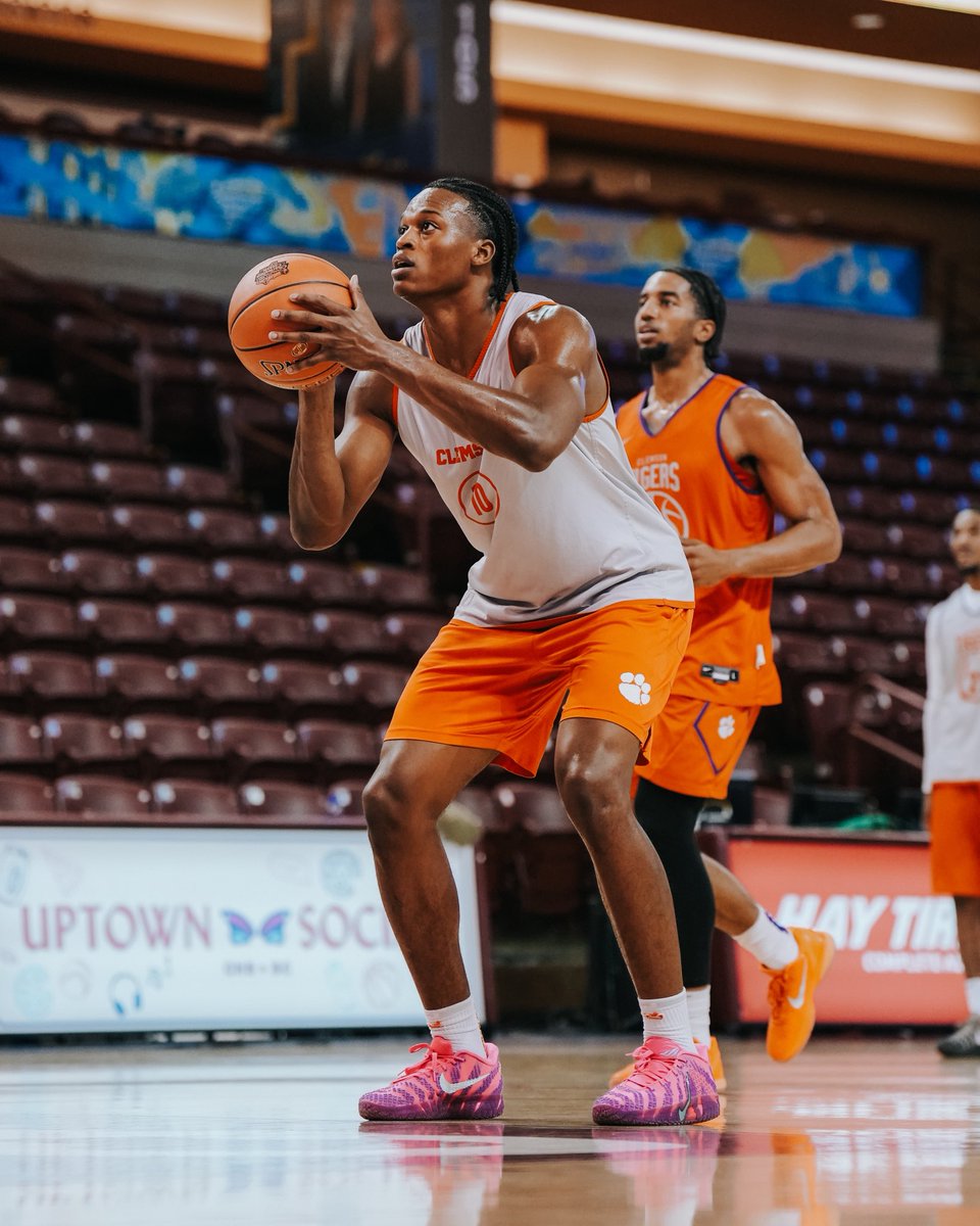 ClemsonMBB's tweet image. Practice time at TD Arena