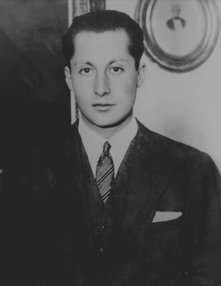 JAPR_presente's tweet image. Un año más desde que fuiste asesinado a manos de los rojos...

JOSE ANTONIO PRIMO DE RIVERA
¡PRESENTE! ❤️🖤❤️✋