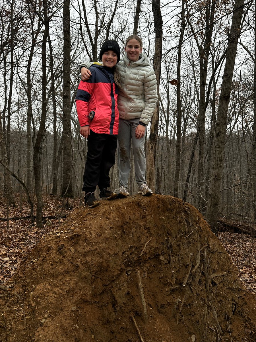CCPS_ODS's tweet image. NCMS week 4: purple group had fun playing in the woods today during their impact hike. #ODSchangetheworld