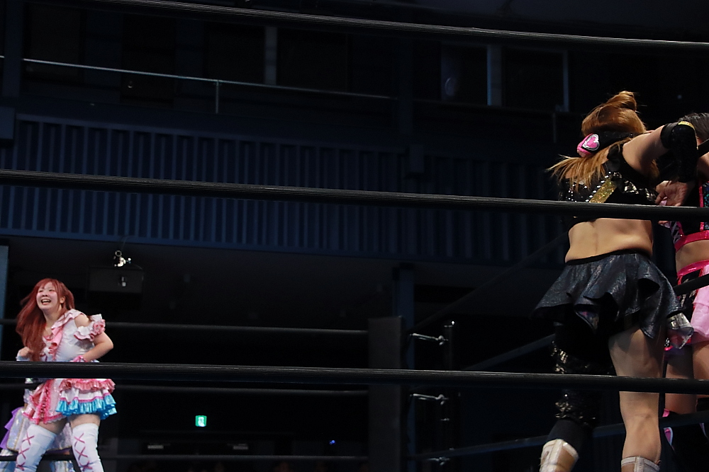 sathuki_99's tweet image. hot！Step！JUMP！
～hotシュシュ板橋大会～
2025年11月3日(月・祝)17時30分開始
#prhot

第3試合 タッグマッチ30分
#しのせ愛梨紗 ＆ #緋彩もえ
 vs
#薮下めぐみ ＆ #緋彩ませ