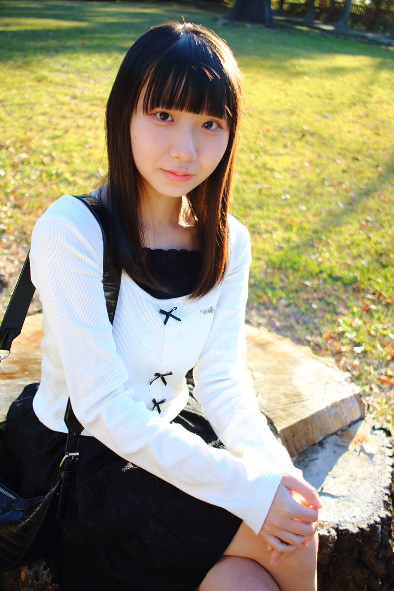 toumouthespa's tweet image. 【#RocKetsModels】2025/11/15 お散歩撮影会＠城山公園
#じゅな さん(JC3)③
ぐっどいーたー♪＝よく食べるの意味。
ソロシンガー
#ポートレート