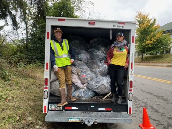 I have always wanted to meet my garbage clean up Soul Buddy <a href="/ScottPresler/">ThePersistence</a> !!! Today was the day! Yes! Scott is famous for cleaning up Baltimore and other major cities! 

“I know I am pretty but I am a Man and don’t belong in girl’s sports!” SP~ At today’s signature gathering