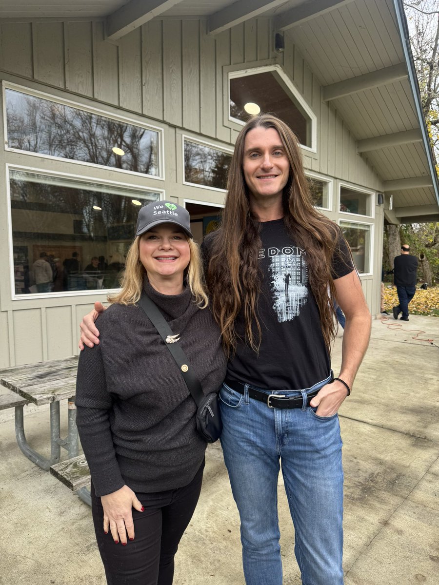 We Heart Seattle tweet media