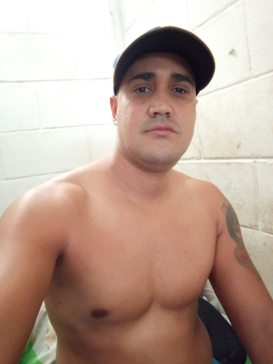 lenderrivero2's tweet image. El sol sale para todos.

#vida
#salud
#gym
#entrena
#femboy
#drena
#trans
#shemale
#jueves
#viral
#devote