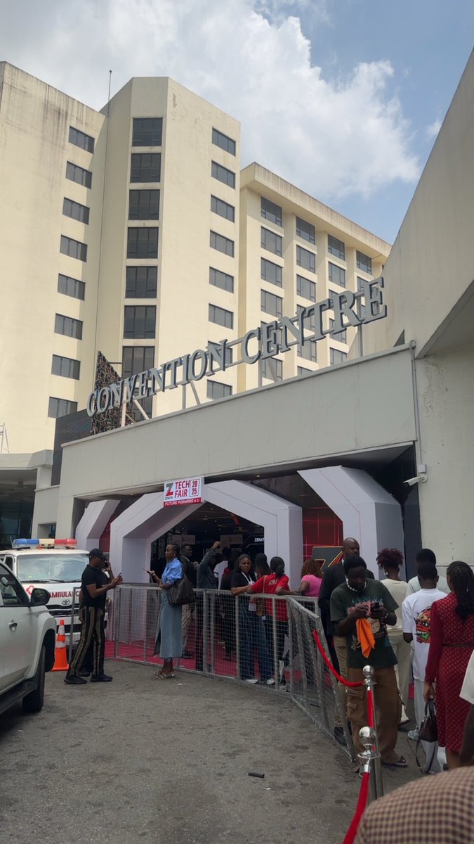 Jooju__'s tweet image. Stepped into the Zenith Bank Tech Fair and walked out charged with new ideas.
Innovation, cybersecurity, AI, brilliant minds, everything was alive in that room.
If growth has a space, it’s here. 🚀

#ZenithTechFair #Tech #ZBT #Cybersecurity #GrowthMindset