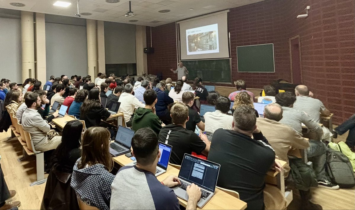 WinLose_UV's tweet image. Hoy hemos invitado, junto a nuestros amigos de CiSEM, a Claudio Marsilio para que nos hablara de “El largo camino de la plata española en el largo siglo XVII” 🪙💰💸👀