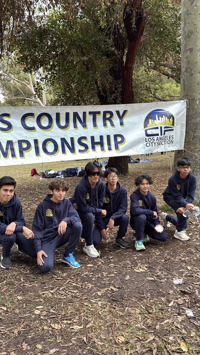 FHSXCountry's tweet photo. 2025 @CIFLACS Division 3 Cross Country Champion Yael Meza. Also congrats to both boys and girls varsity teams for advancing to finals. https://t.co/OCIOjfiHgl