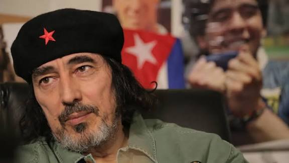 Maopresident_'s tweet image. Didier Roustan mais il est mort l&apos;année dernière paix à son âme d&apos;ailleurs