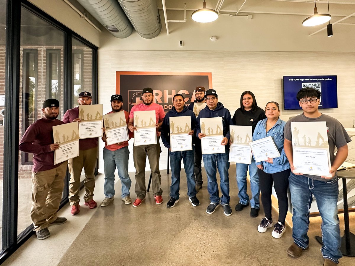 DFWRHCA's tweet image. Today we hosted our OSHA 10 – Spanish class at the RHCA Headquarters, bringing essential safety training to our workforce community.

Thank you to everyone who joined us today!

#RHCA #WorkforceTraining #OSHA10 #SafetyFirst #ConstructionSafety