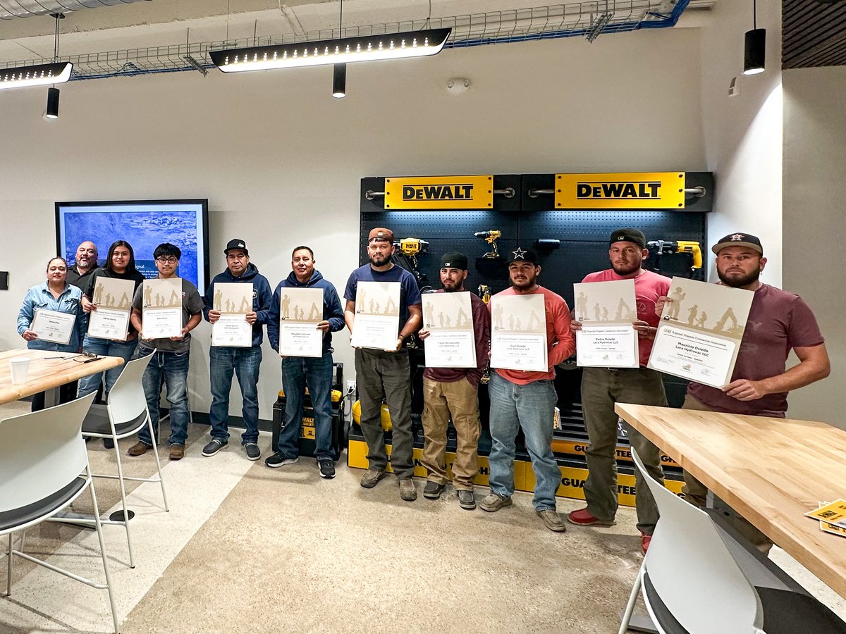 DFWRHCA's tweet image. Today we hosted our OSHA 10 – Spanish class at the RHCA Headquarters, bringing essential safety training to our workforce community.

Thank you to everyone who joined us today!

#RHCA #WorkforceTraining #OSHA10 #SafetyFirst #ConstructionSafety
