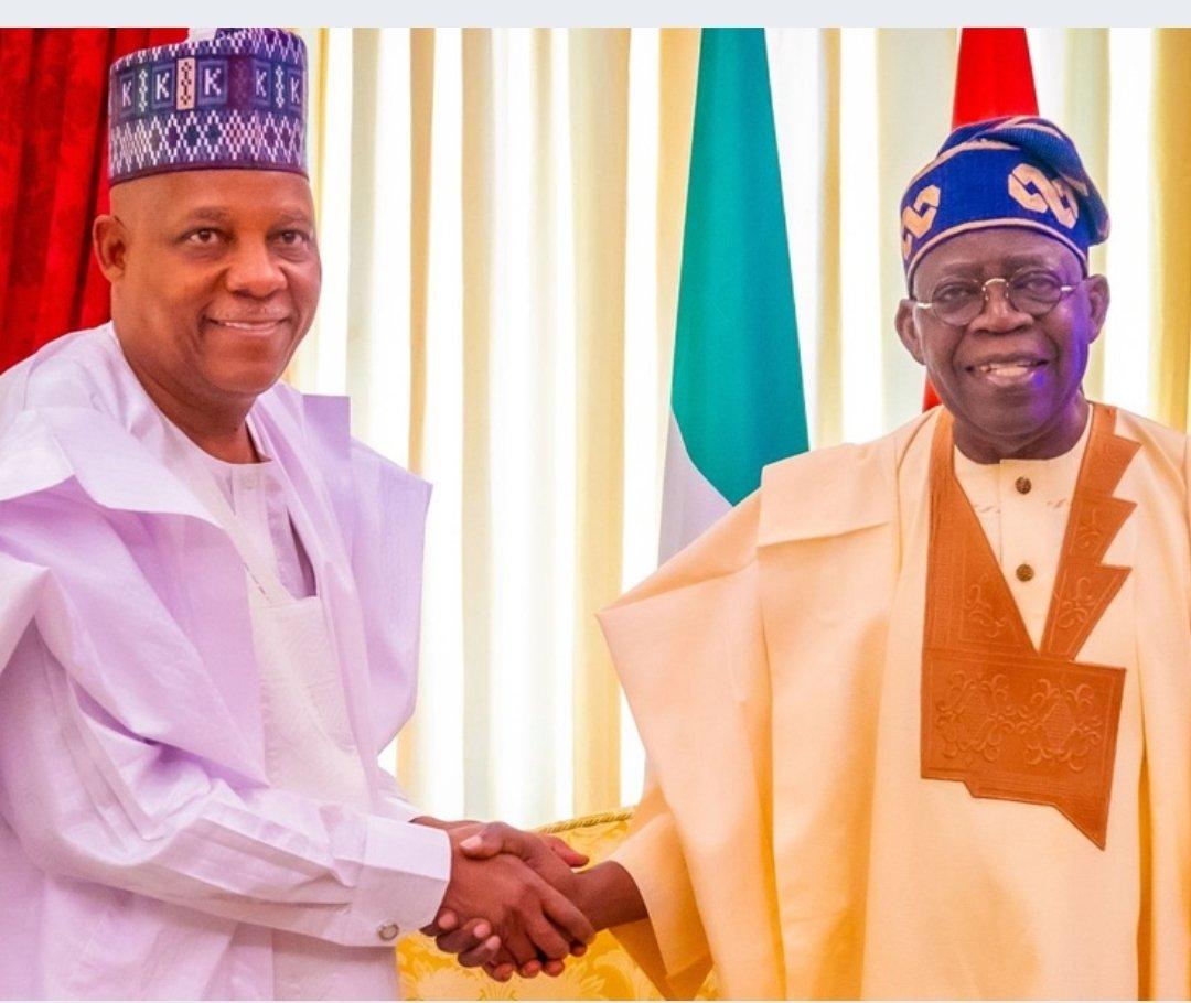 BarrTailorson's tweet image. Is it true that MNK was convicted of being the brain behind the #EndSarsProtest?
If they explain Nigeria to you and you understand it, they didn&apos;t explain it well to you.
There was a country