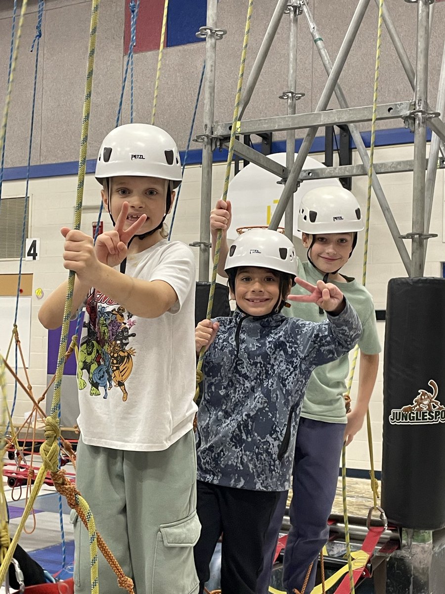 MsBurriOCSB's tweet image. It’s been a busy week in Grade 3! 🤩 We explored the skeletons of 3D shapes and even built our own. We also had a blast with @JungleSport, practicing balance, coordination and patience as we climbed across different bridges. #OcsbMath #OcsbBeCommunity @StClareOCSB