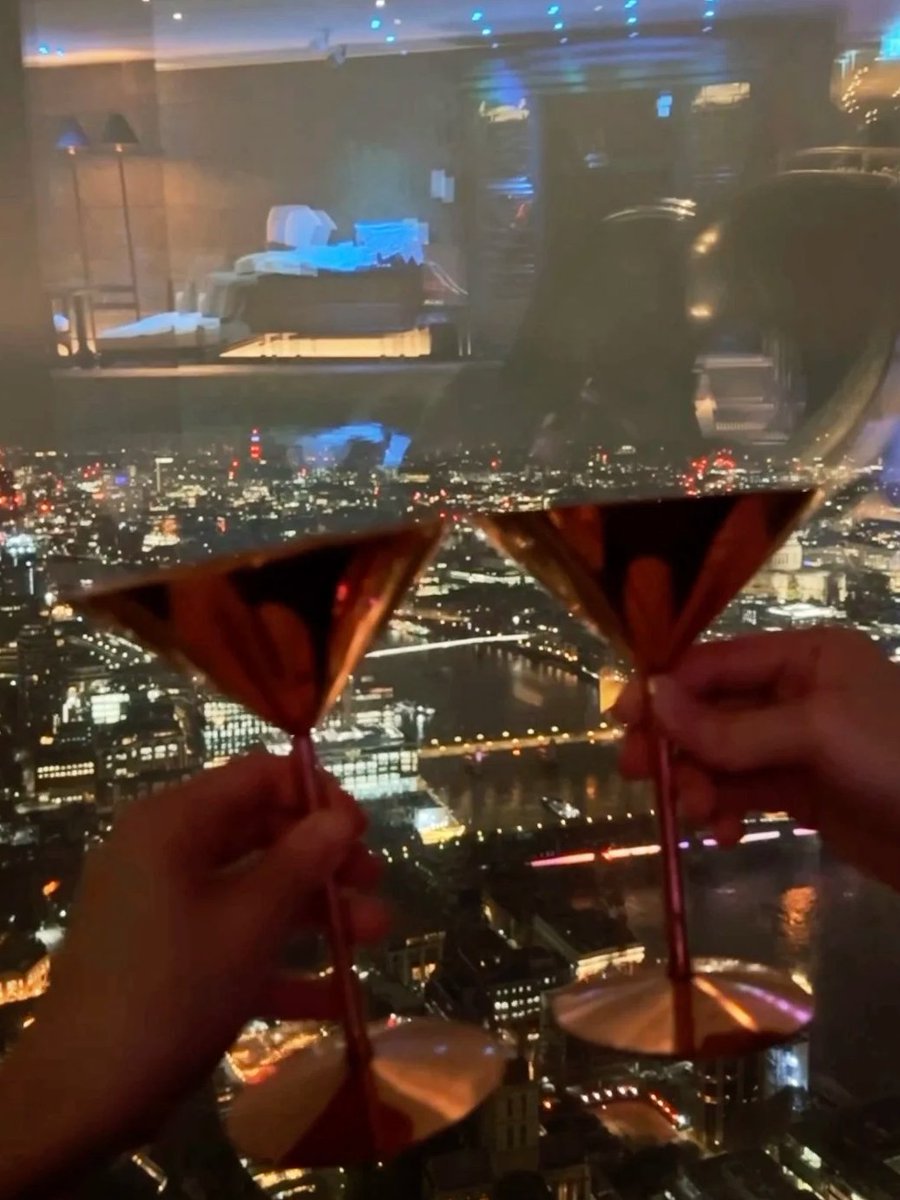 Isabelle_e3e's tweet photo. 🌙 London’s beauty shines even in the quiet night. https://t.co/4eKhBVGmgt