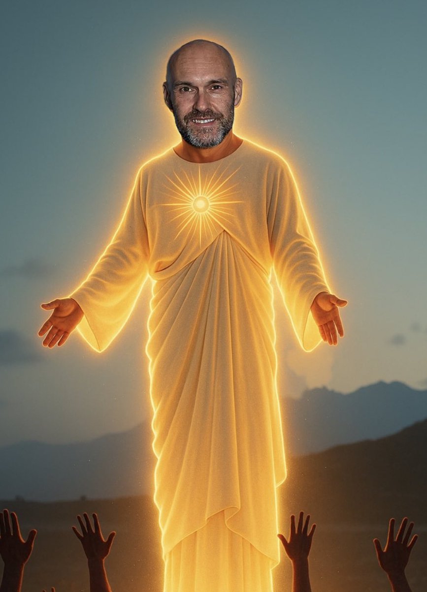 pufcok's tweet image. Top of the league, what top of the league? #pufc