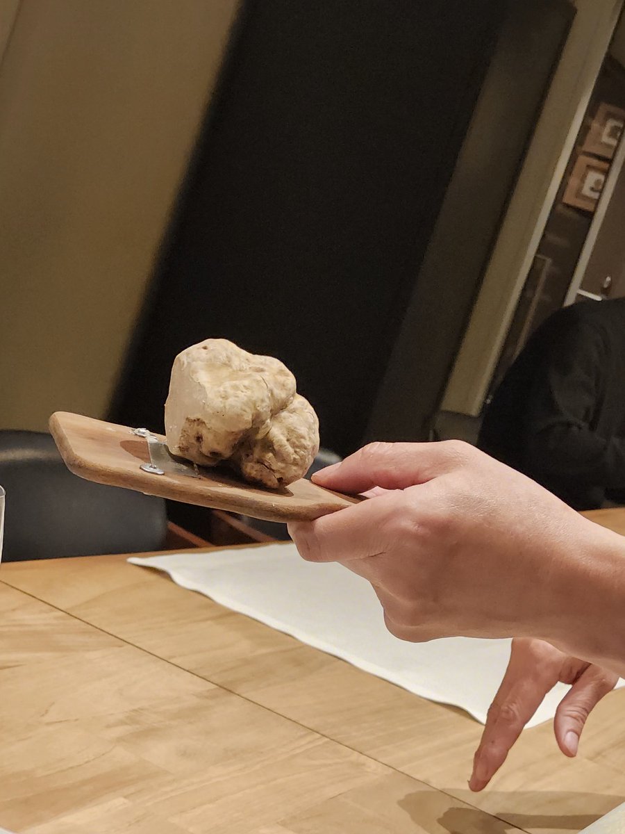 サブみん tweet media