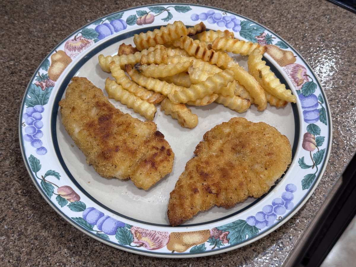 ryancduff's tweet image. Boy dinner (no vegetables)