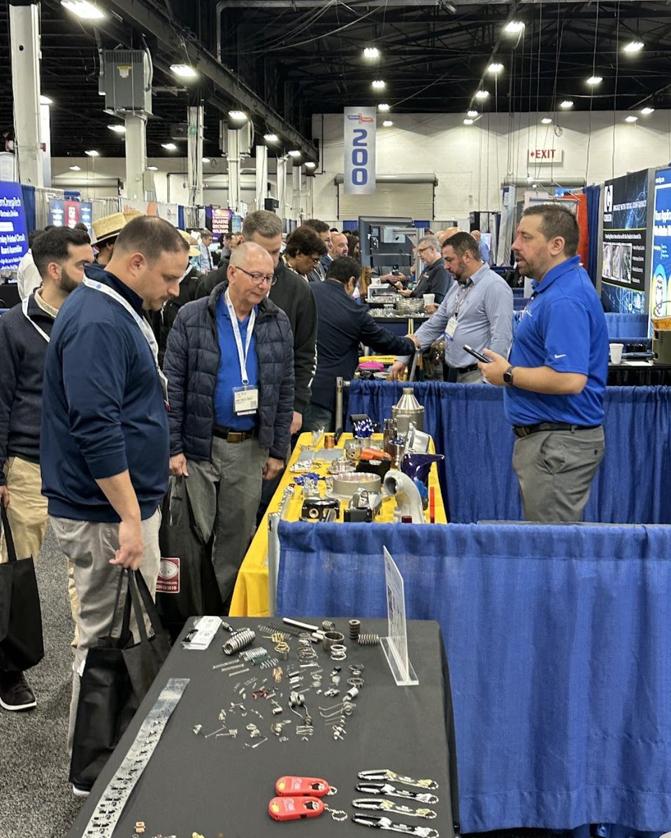 Design2Part's tweet image. Day 2 is through! 🇺🇸⚙️
Another powerful show full of meaningful conversations and top-tier American manufacturers 

Thank you to everyone who came out to Oaks — what an incredible way to close out the year!