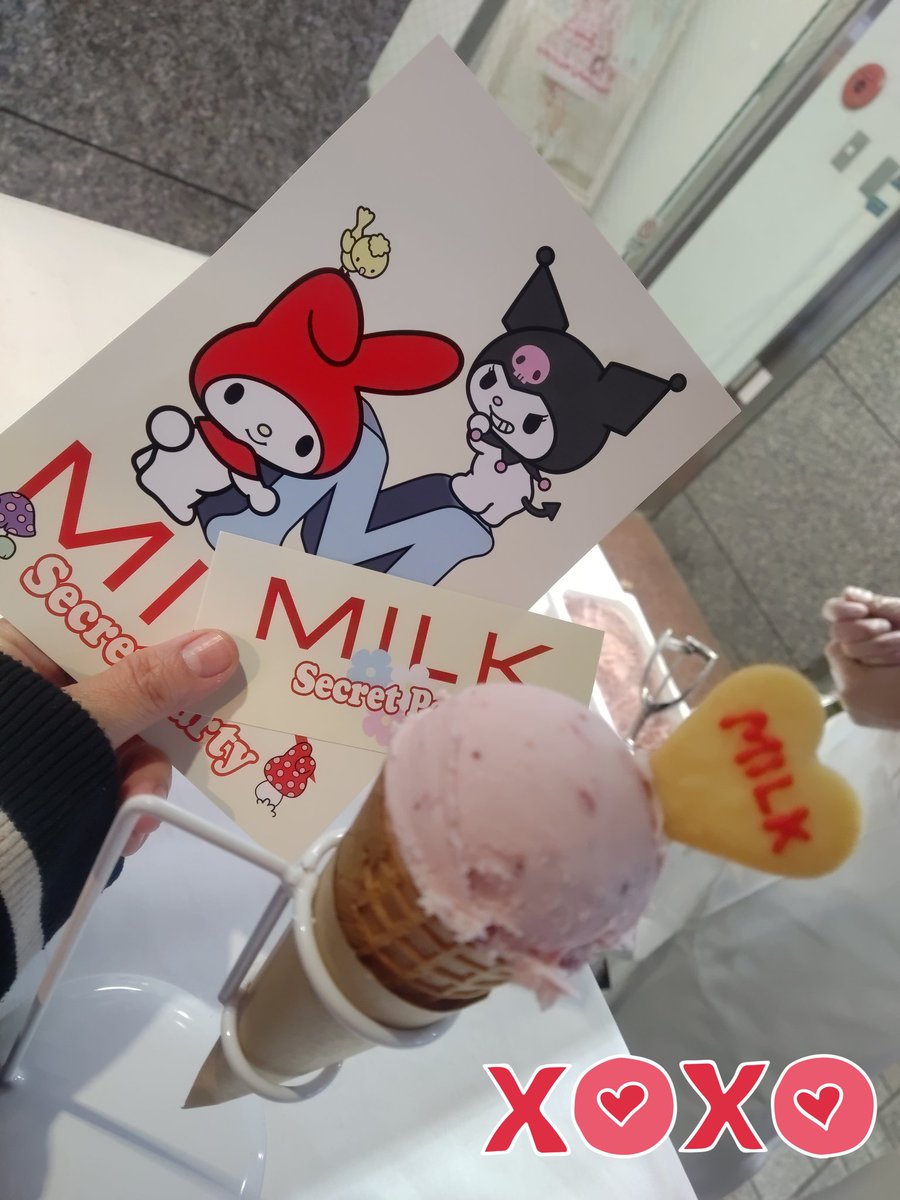 tomo1569_0301's tweet image. 大好きなブランド《ＭＩＬＫ 》の secret partyにお呼ばれして来たよ🎵
今となっては《MILK BOY》しか着ないんだけど🤣
大好きなひとみさんにもお会い出来て😆💕
いつもの店員さん達も可愛くて😆
シャンパンも🍷アイスクリームも🍨
ケーキも🎂みんな美味しくて😋✨
とびきり可愛くて🎵全部正義だっ🙌💕
