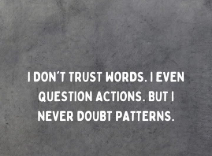 CookieKL's tweet image. Watch for #patterns 
#people 🚩🚩🚩🚩🚩