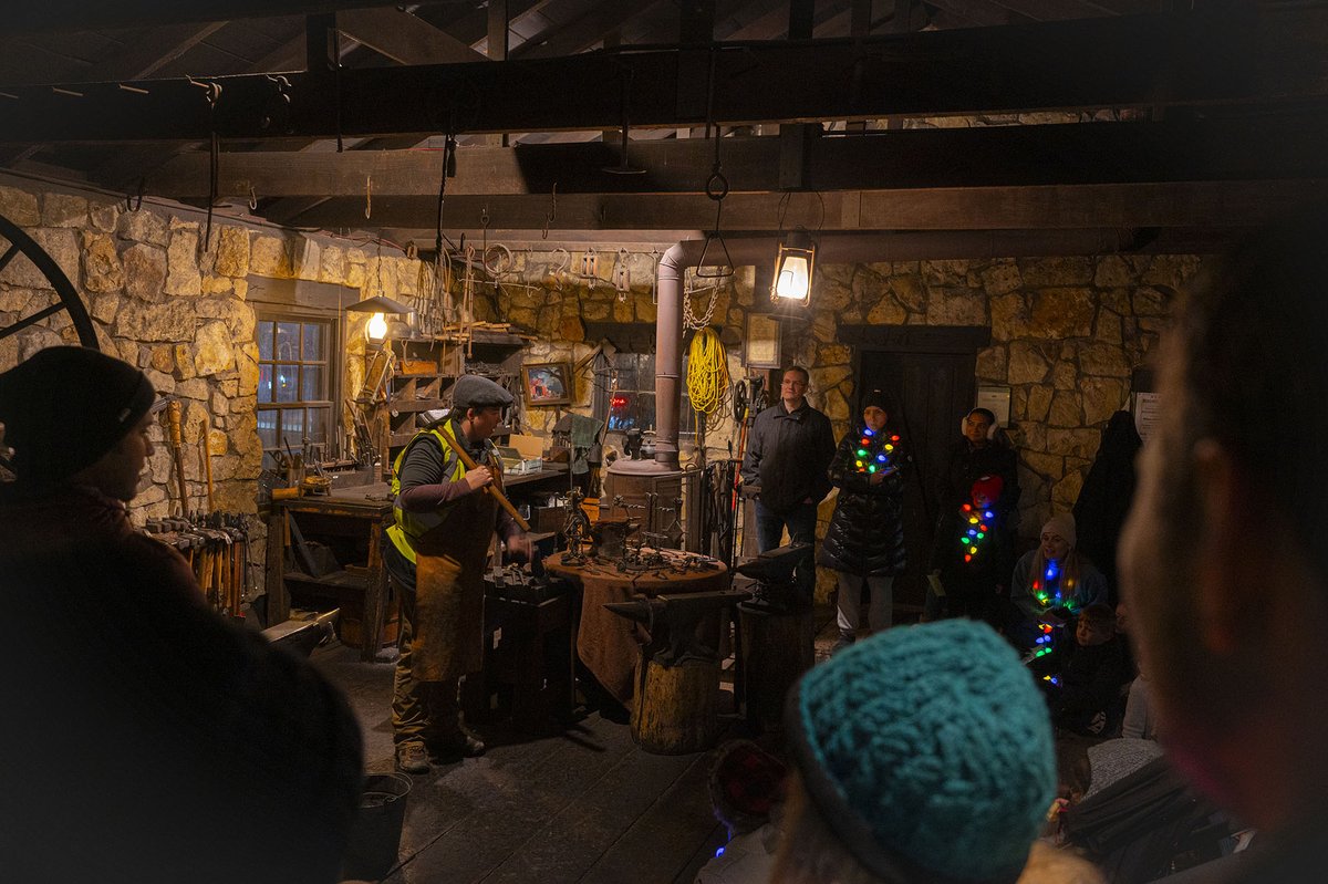 Thanks to everyone who made our Holiday Tree Lighting such a magical night! 🎄✨